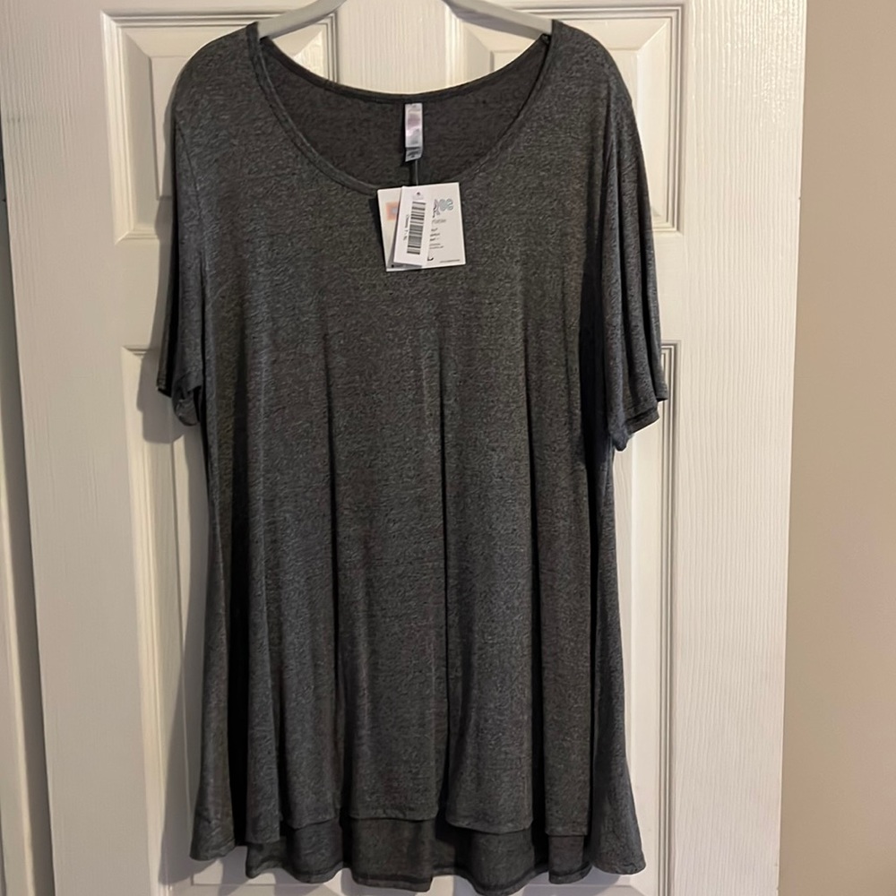NWT Lularoe gray tunic shirt size XL